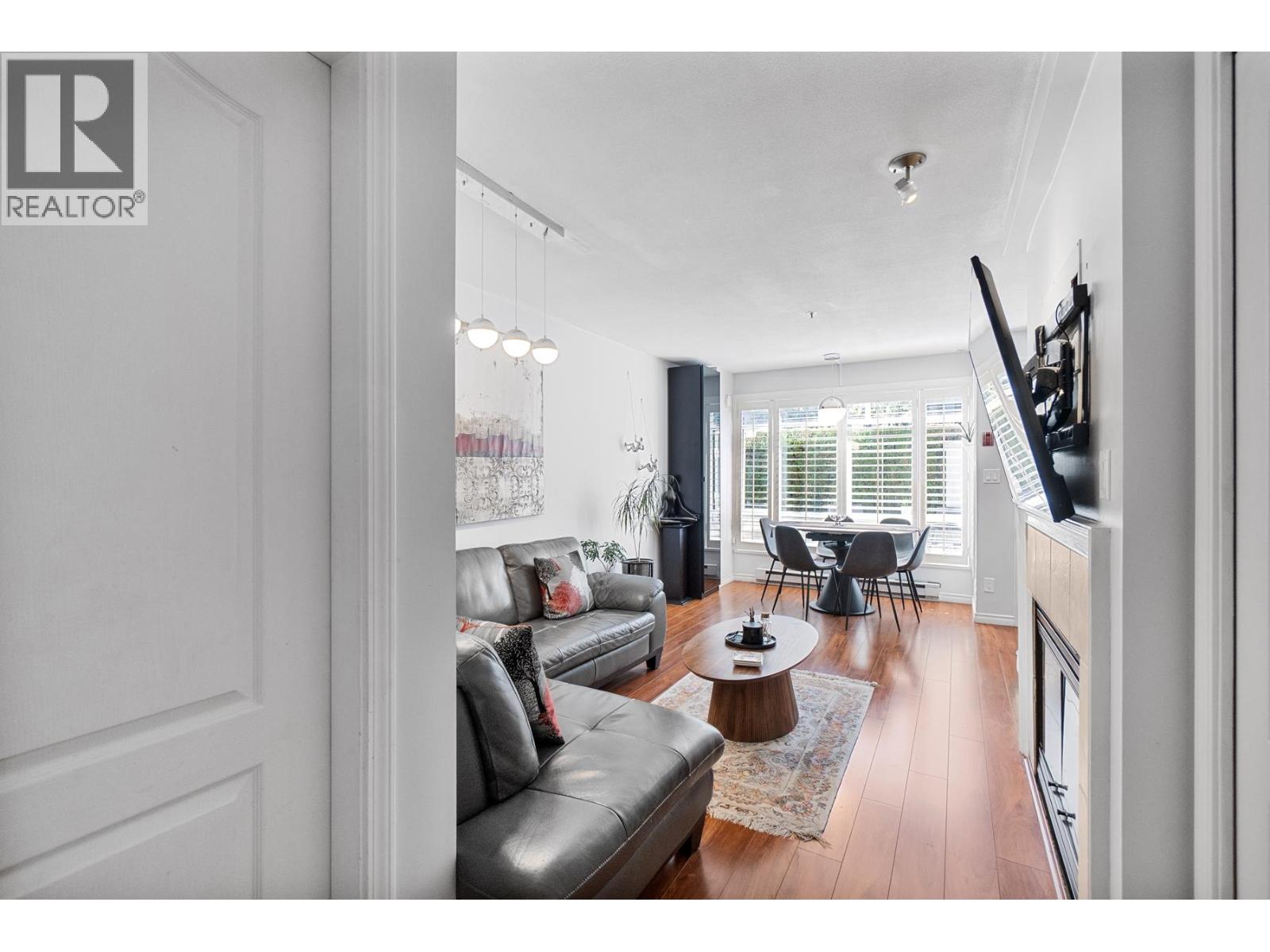 2 Bed, 2 Bath House for Rent in Vancouver – 2106 YEW STREET, Vancouver – MLS# R3149142 - Image 8