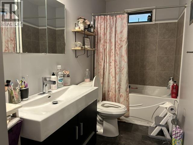 528 TUNASA DRIVE - 13