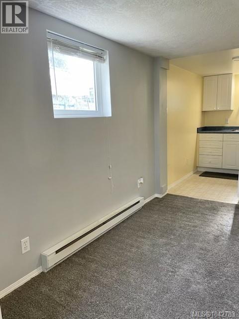 81 Logan Ave - 33