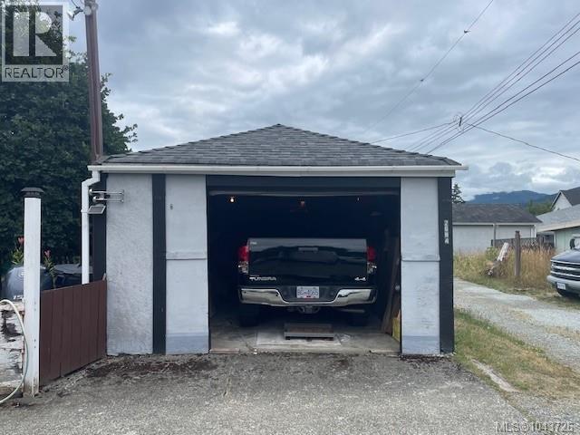 2684 5th Ave - 12