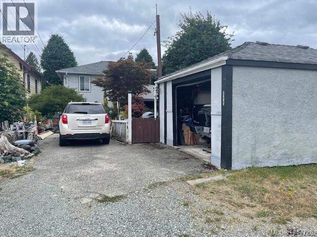 2684 5th Ave - 14