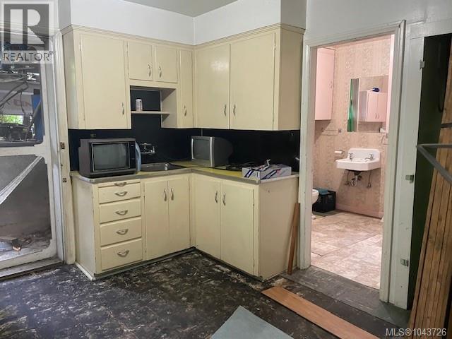 2684 5th Ave - 26