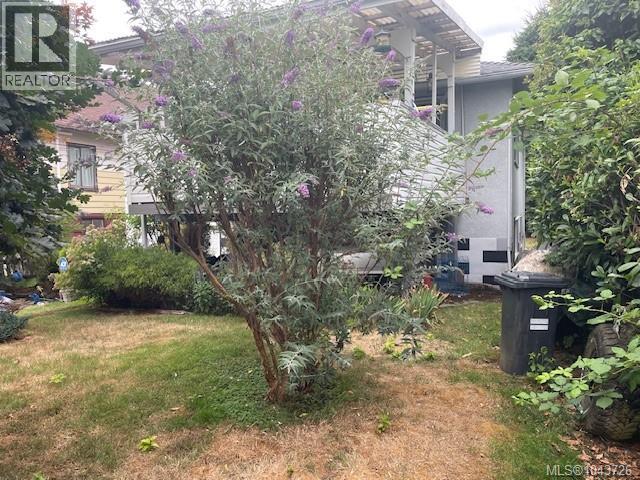 2684 5th Ave - 7