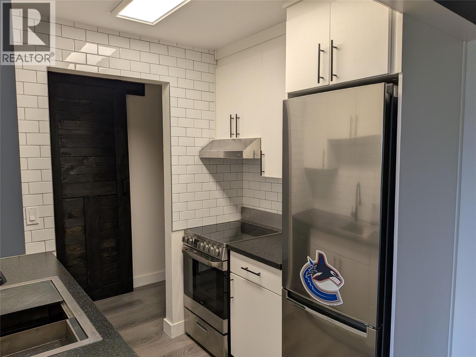 #306 308 Chartrand Avenue - 6