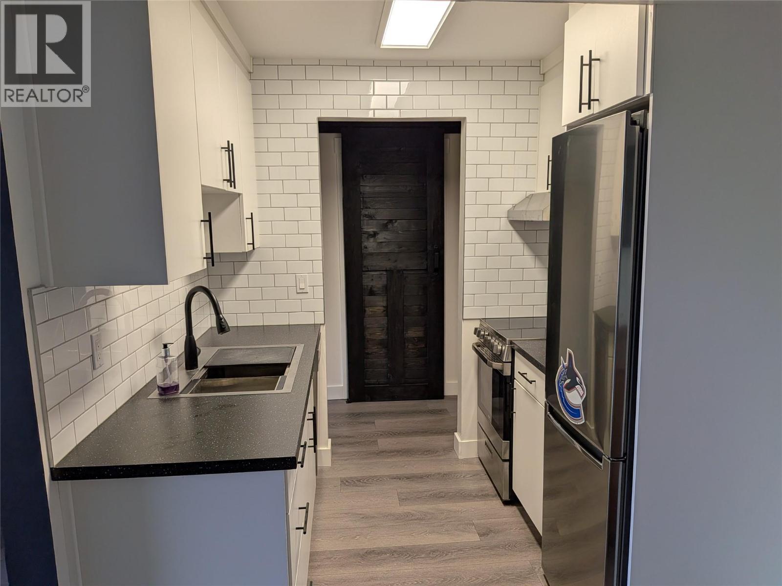 #306 308 Chartrand Avenue - 7