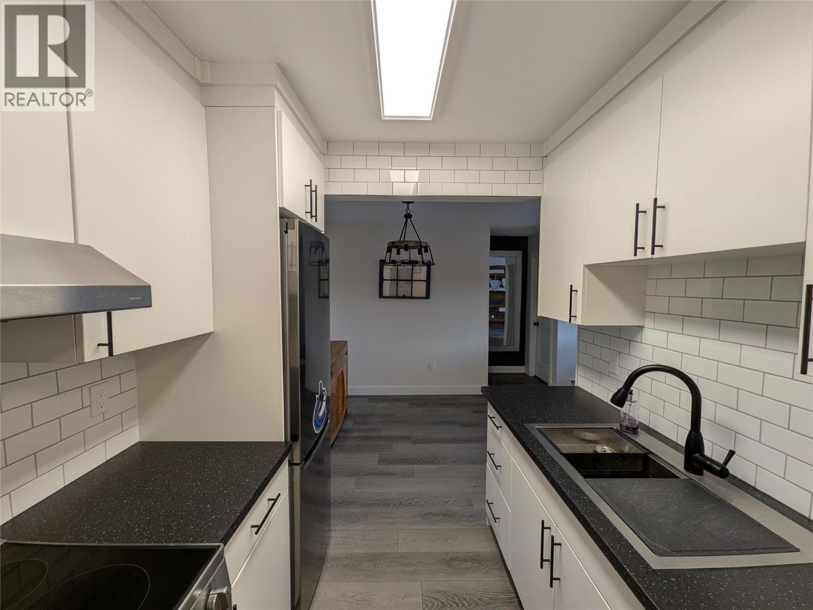 #306 308 Chartrand Avenue - 10