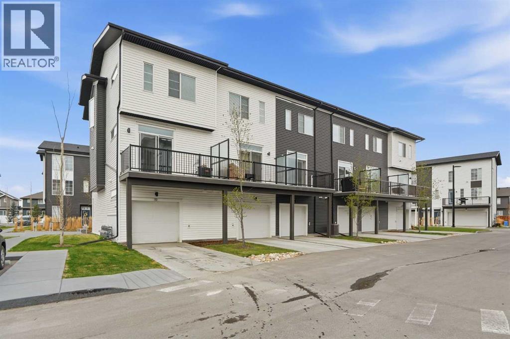 32 Walgrove Common SE - 39
