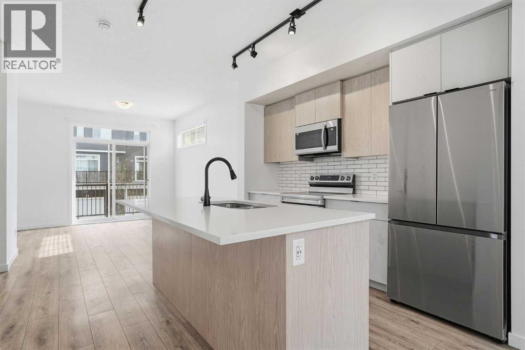 32 Walgrove Common SE - 13