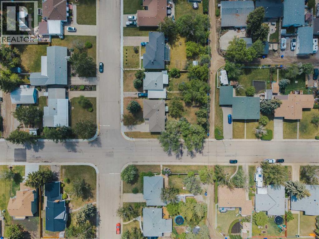 5202 56 Avenue - 32