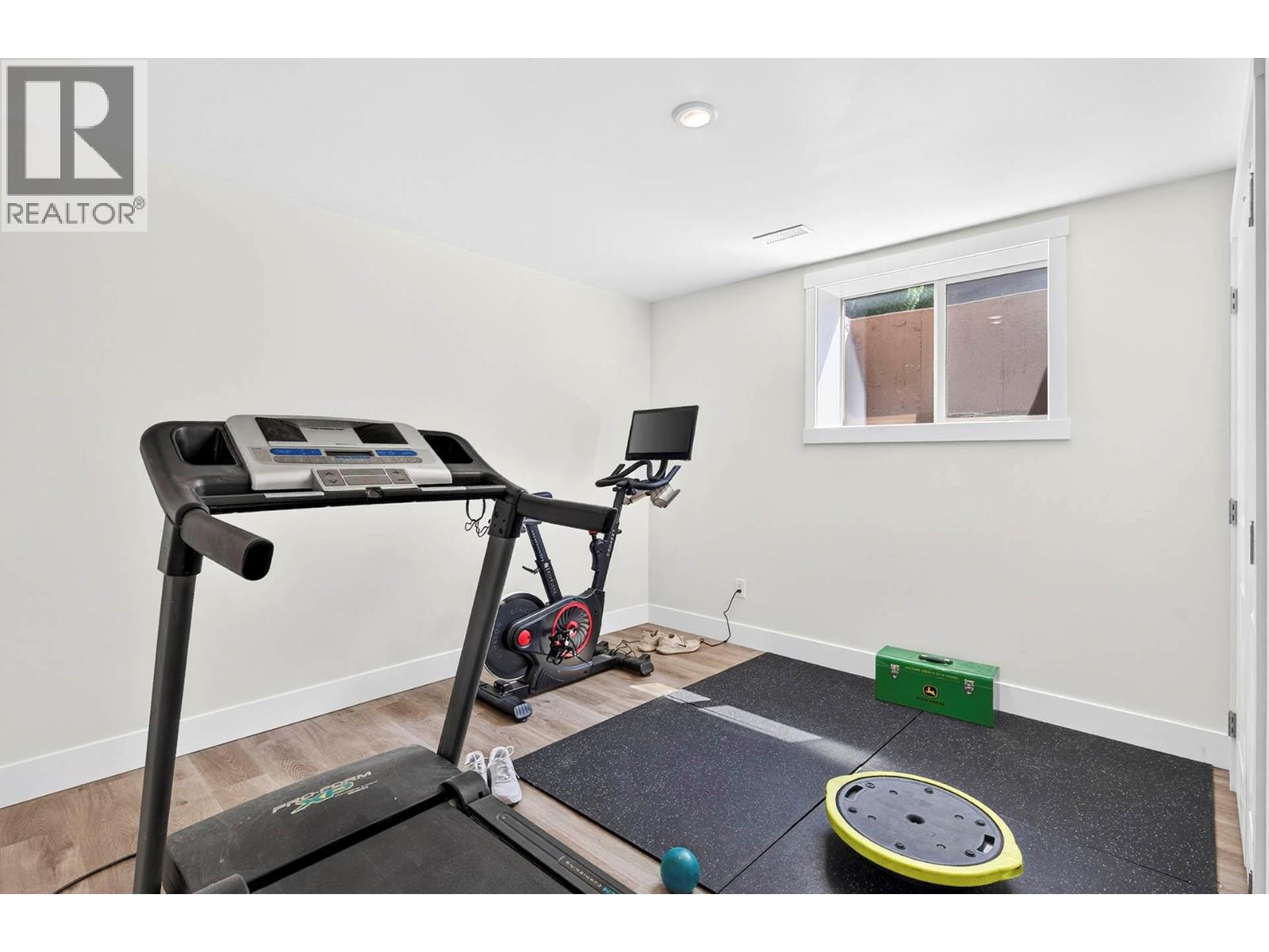 3585 Navatanee Drive - 37