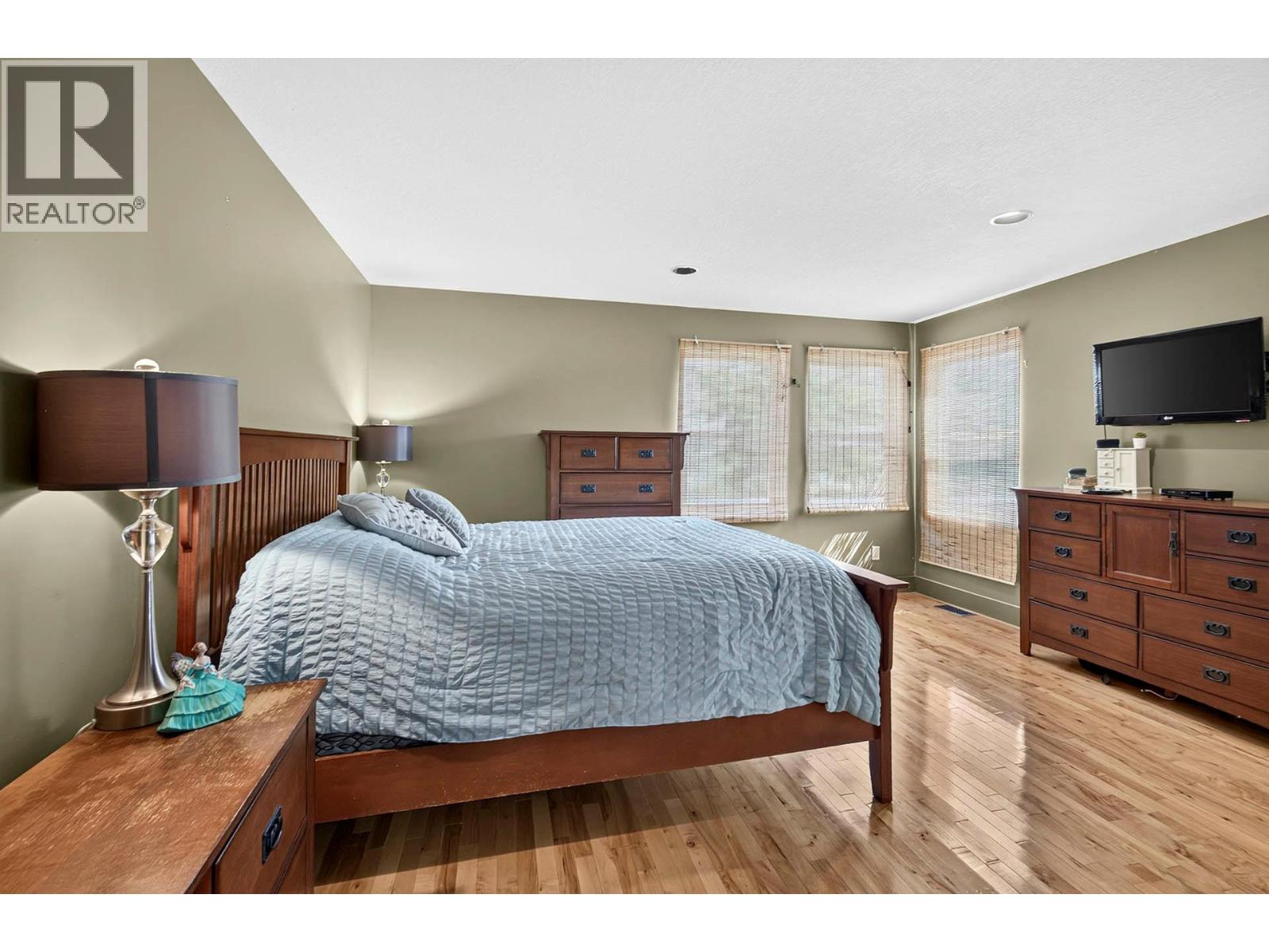 3585 Navatanee Drive - 21