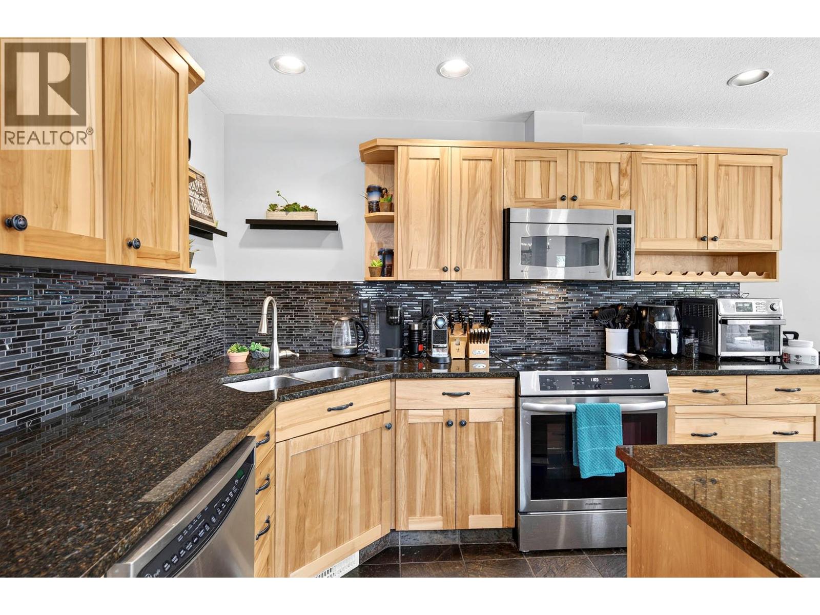 3585 Navatanee Drive - 6