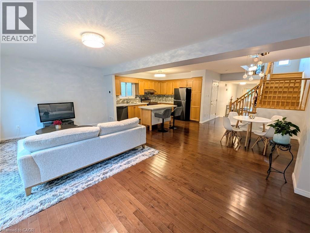 553 BLUE BEECH Boulevard - 4