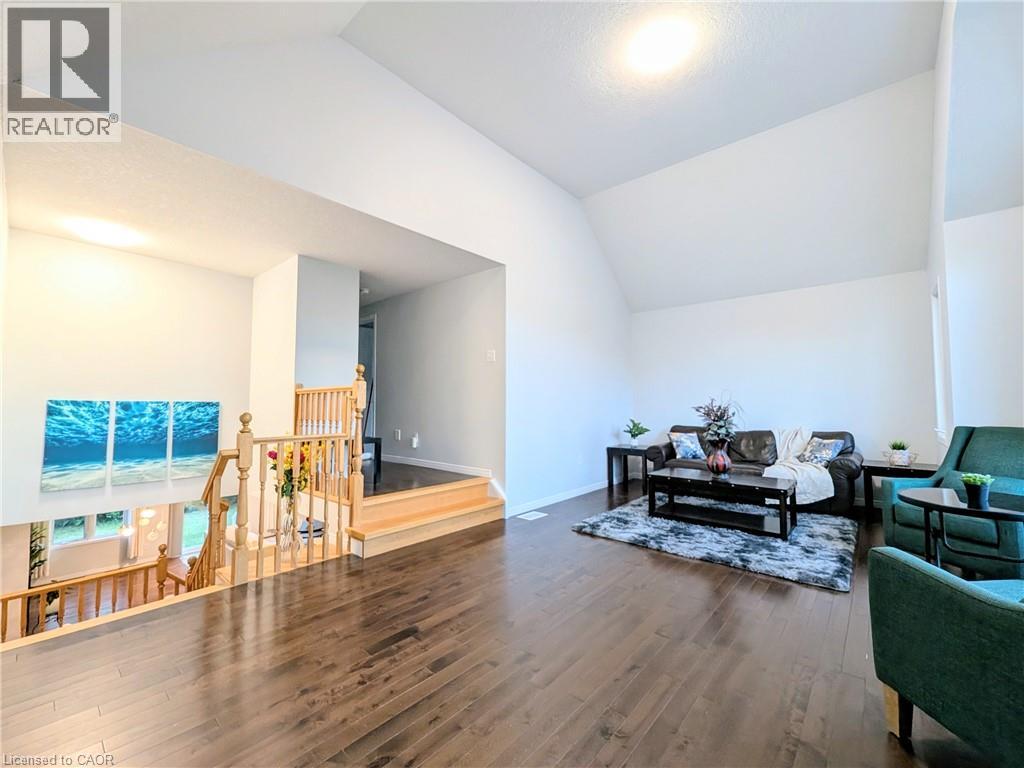 553 BLUE BEECH Boulevard - 12