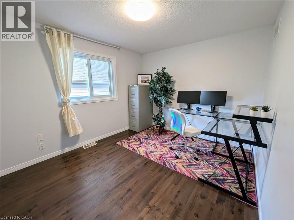 553 BLUE BEECH Boulevard - 14