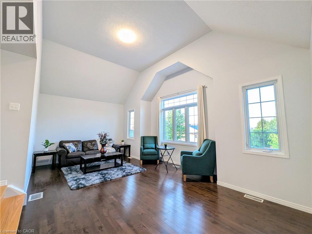 553 BLUE BEECH Boulevard - Image 11