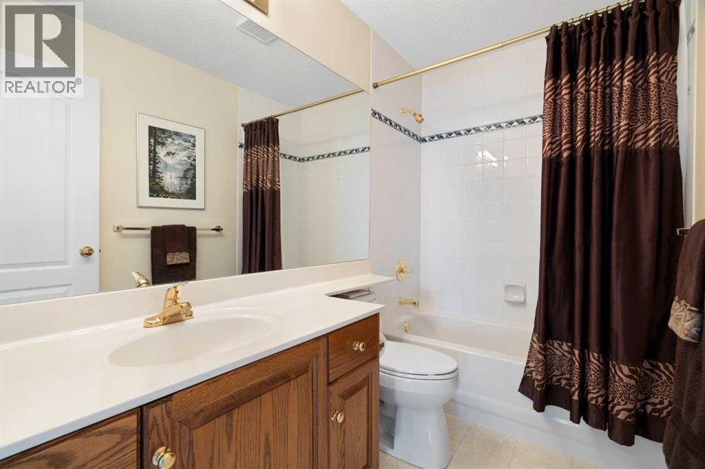 1649 Evergreen Hill SW - 23