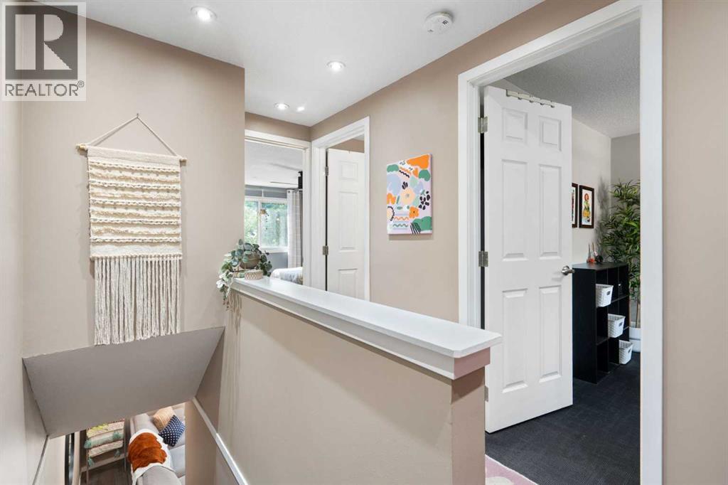 #90 330 Canterbury Drive SW - Image 14