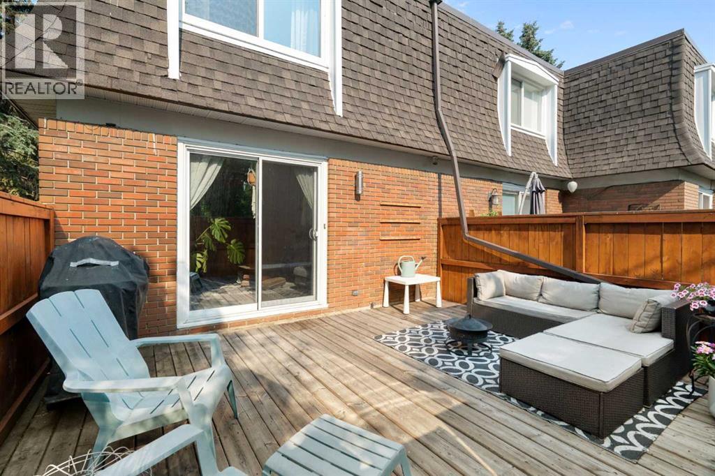 #90 330 Canterbury Drive SW - Image 29