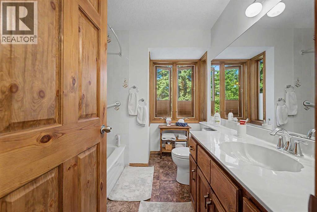 75 Deerbrook Road SE - 33