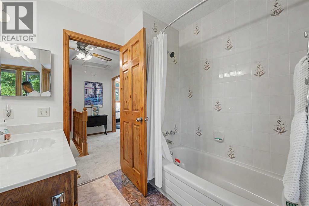 75 Deerbrook Road SE - 34