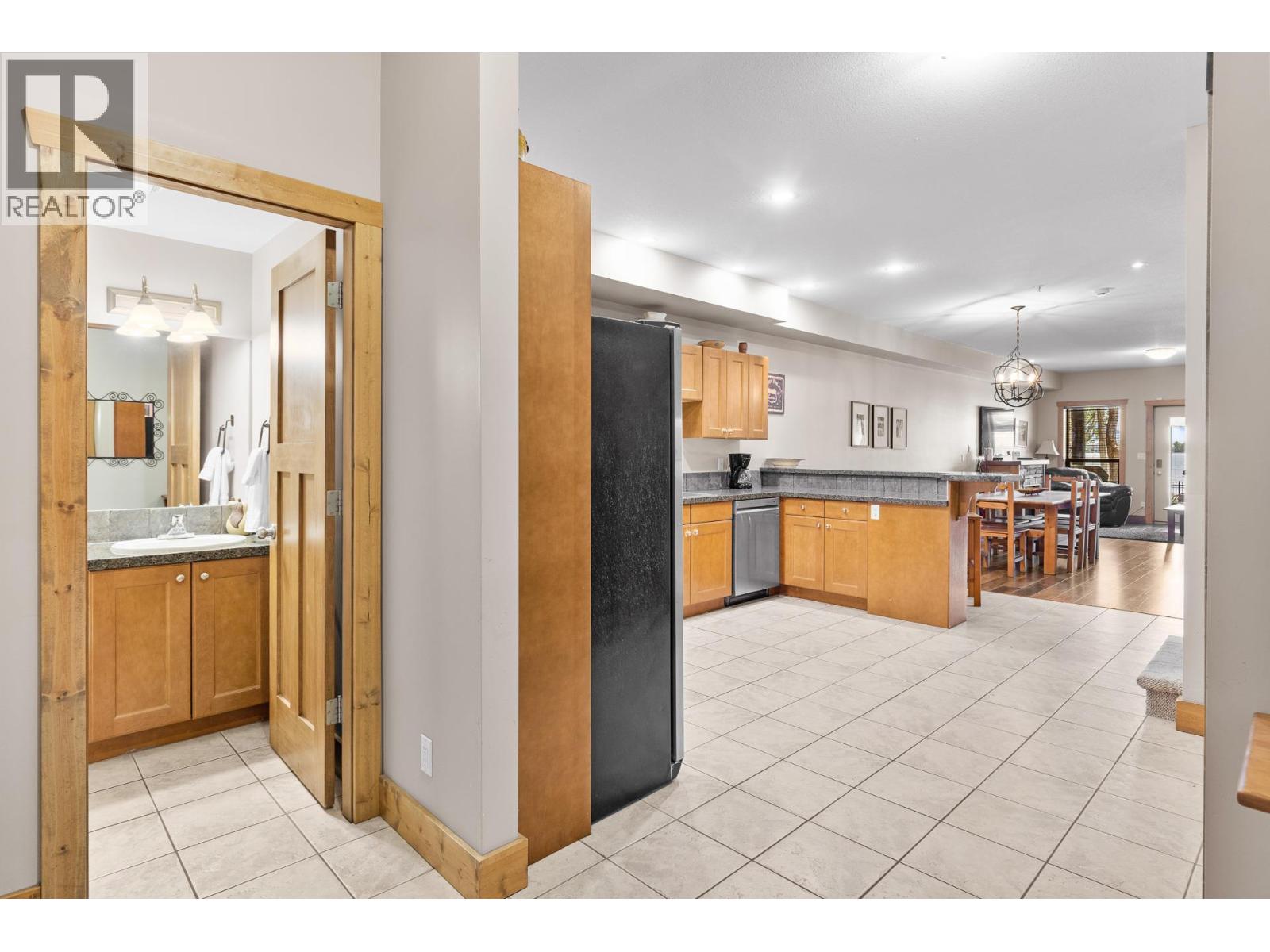 #109 5401 Lakeshore Drive - 20