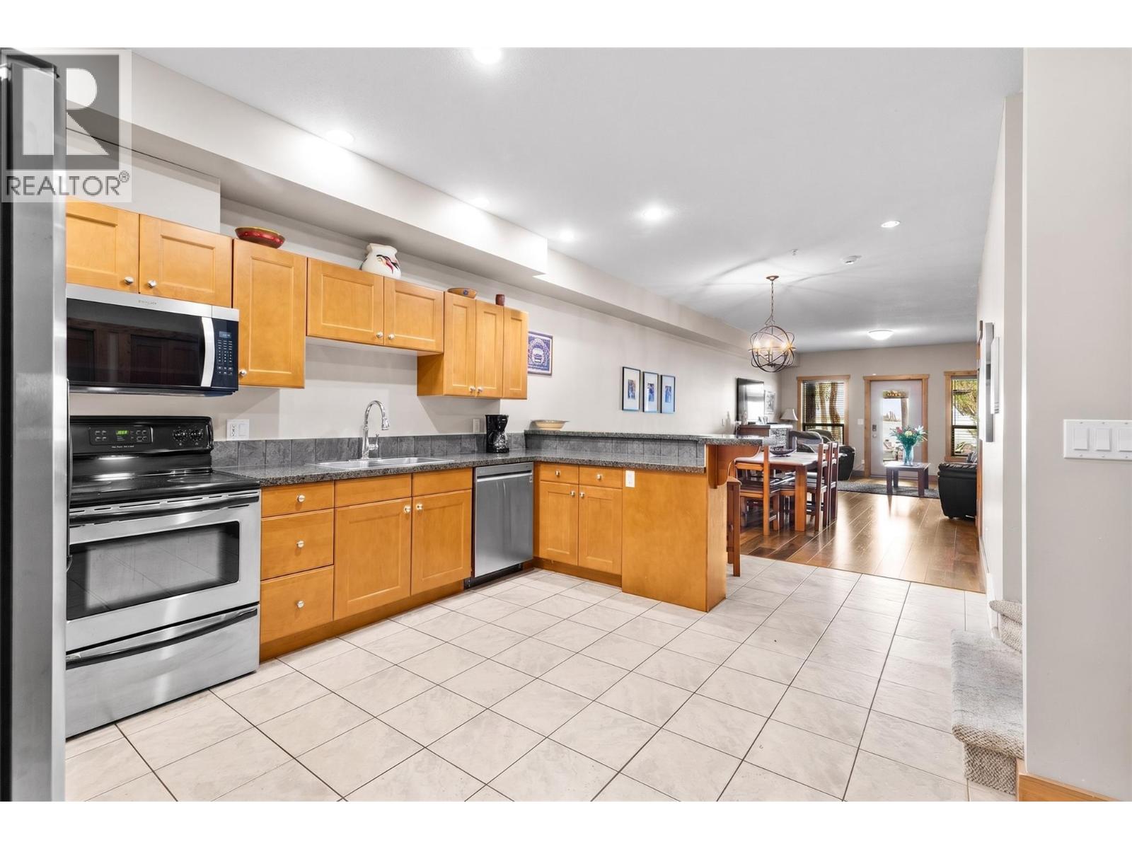 #109 5401 Lakeshore Drive - 21
