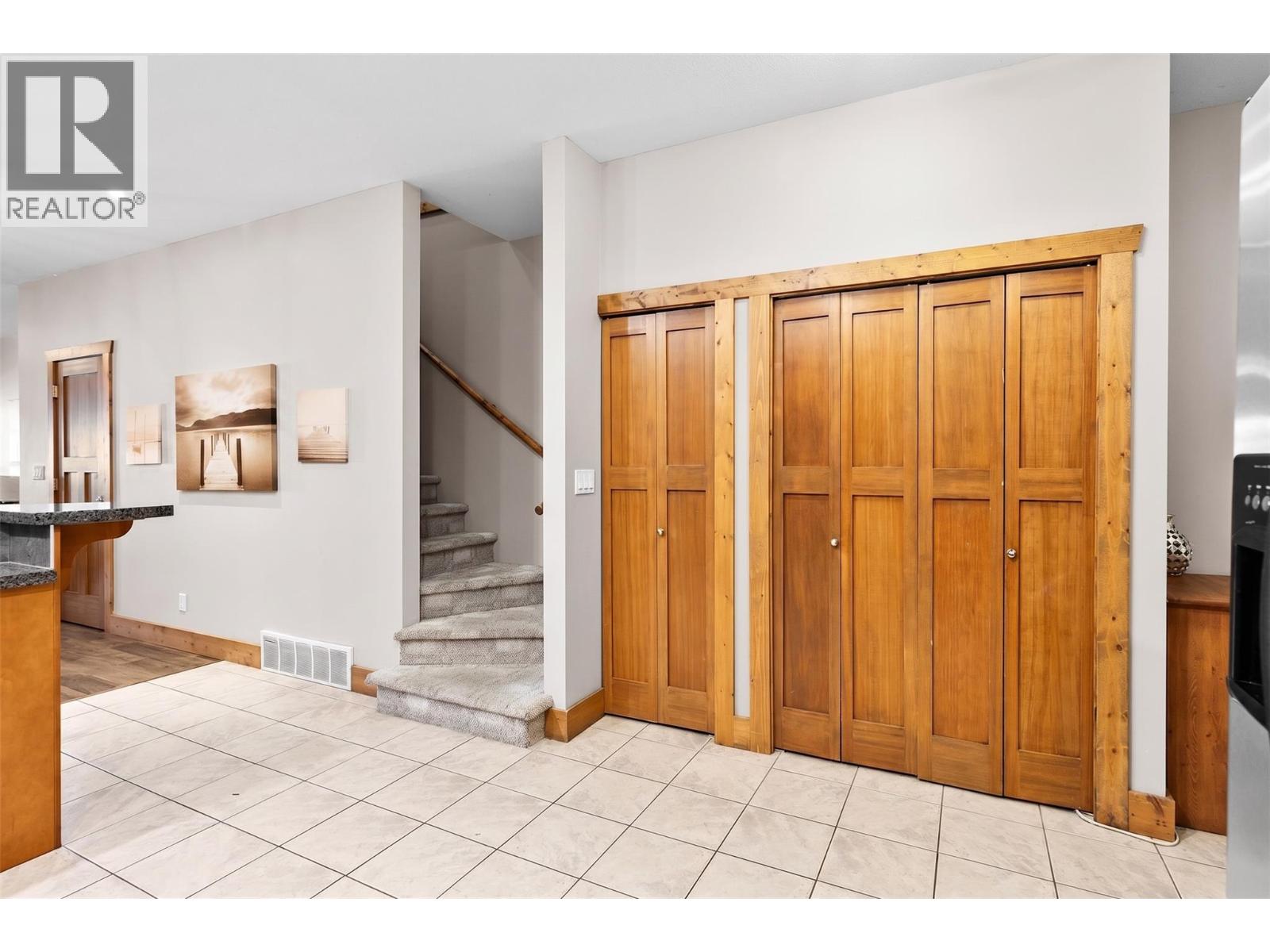 #109 5401 Lakeshore Drive - 23