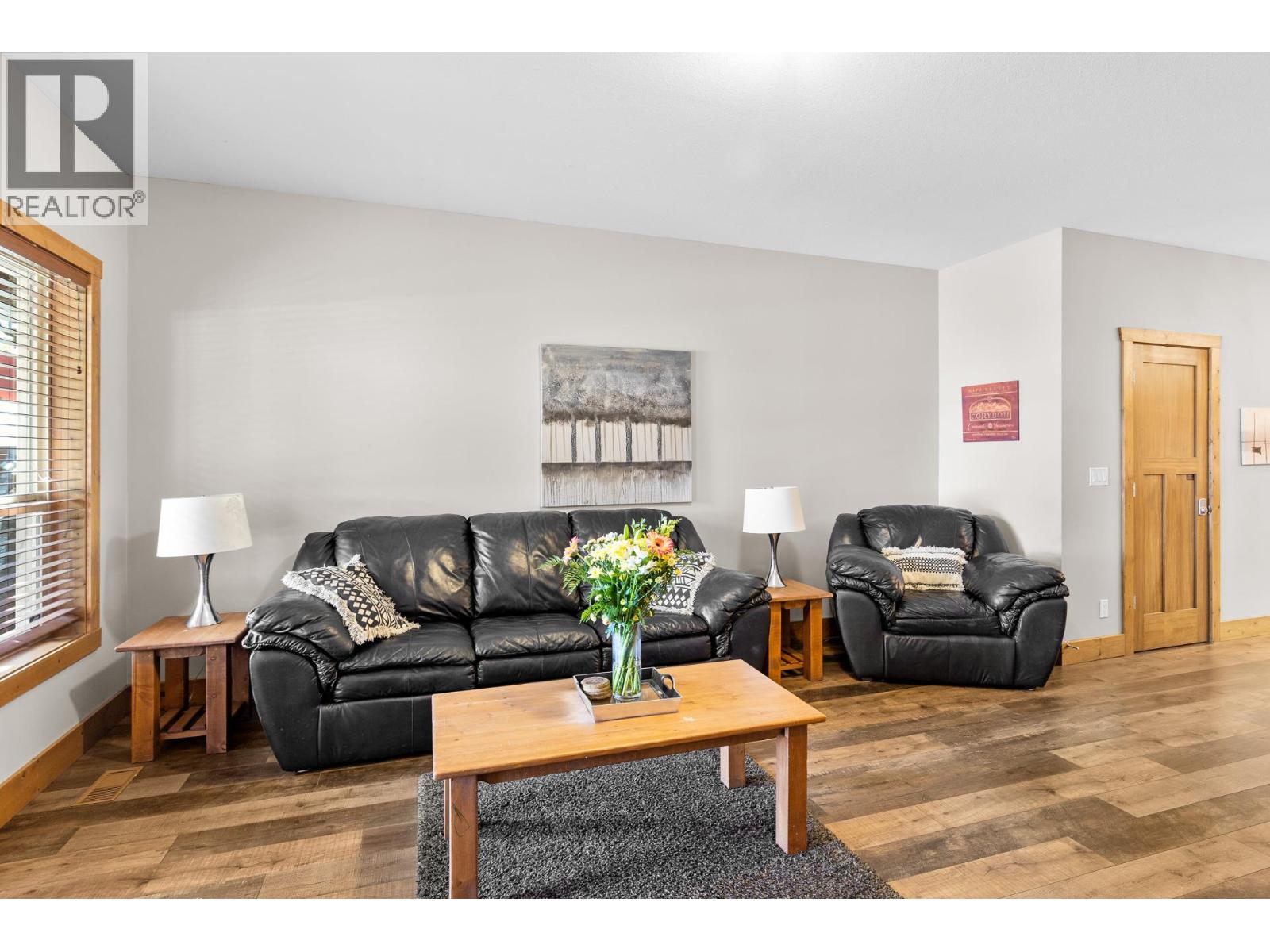 #109 5401 Lakeshore Drive - 40