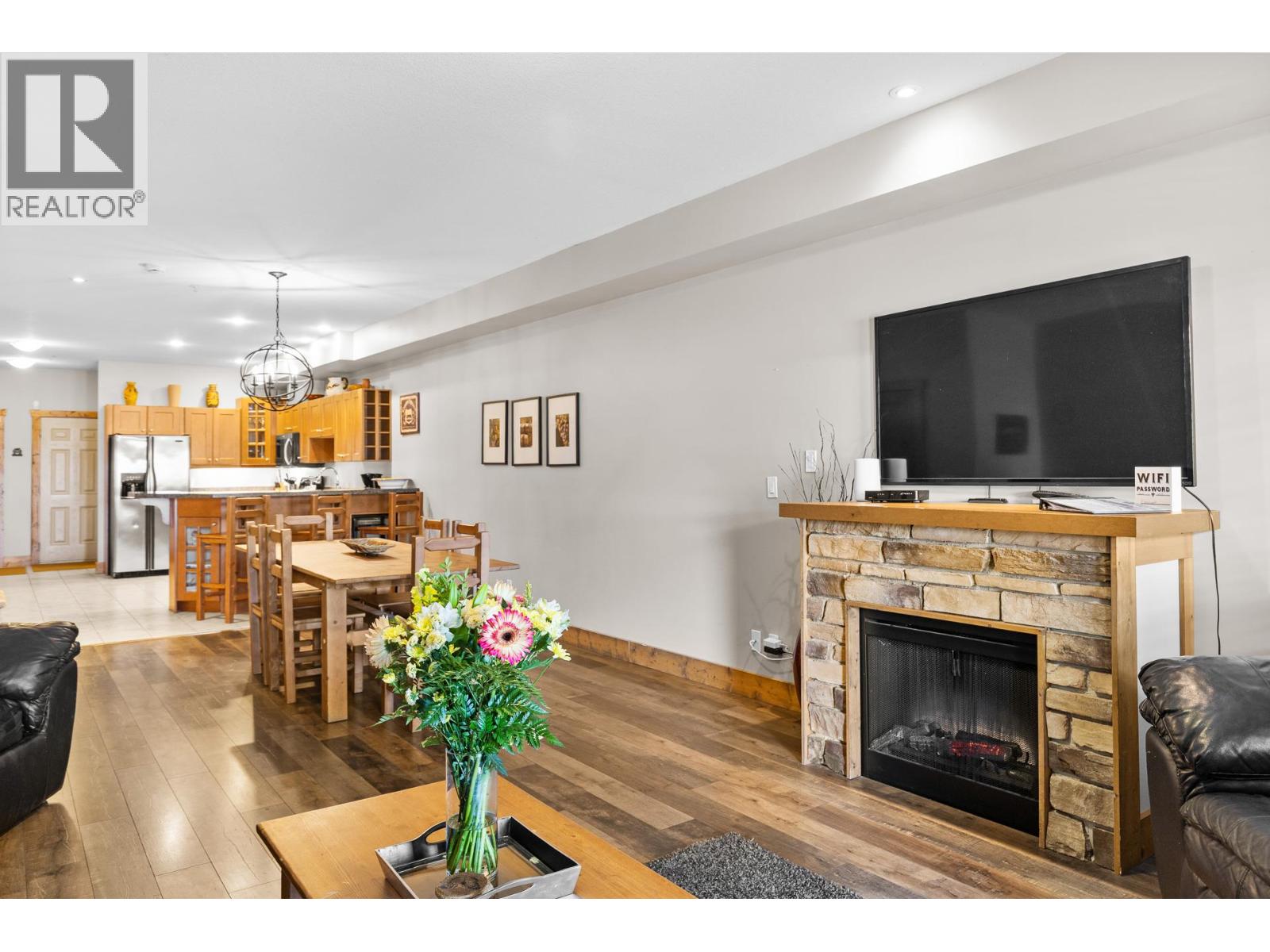 #109 5401 Lakeshore Drive - 41