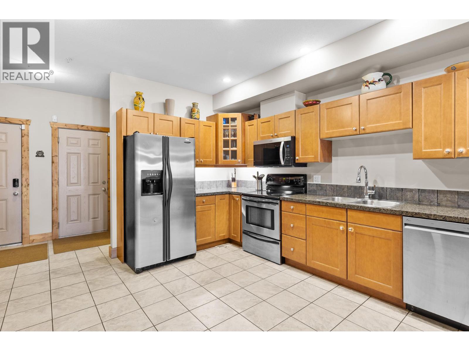 #109 5401 Lakeshore Drive - 26