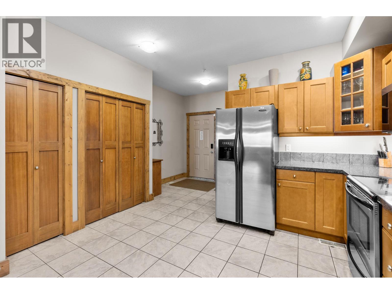 #109 5401 Lakeshore Drive - 24