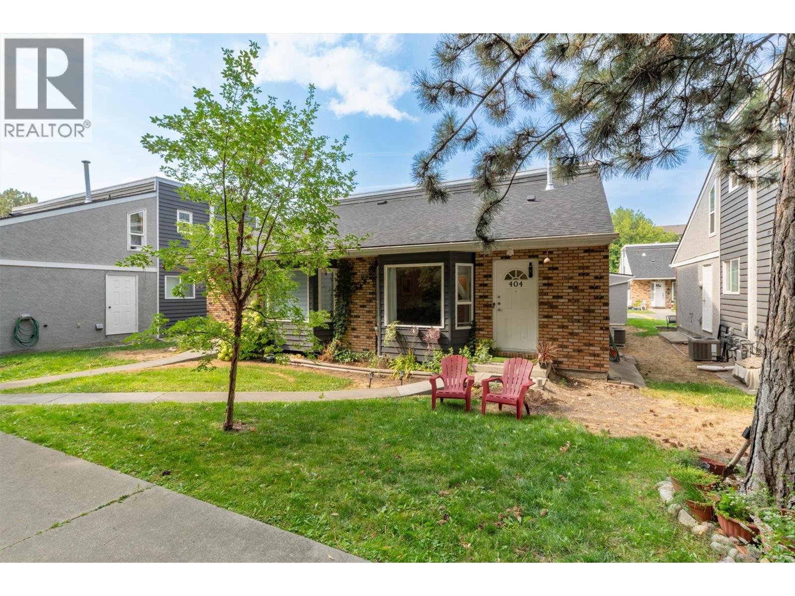 #404 3155 Gordon Drive - 1