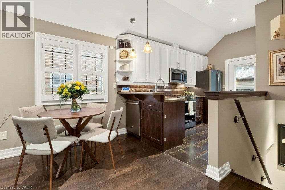 73 MARGERY Avenue - 11