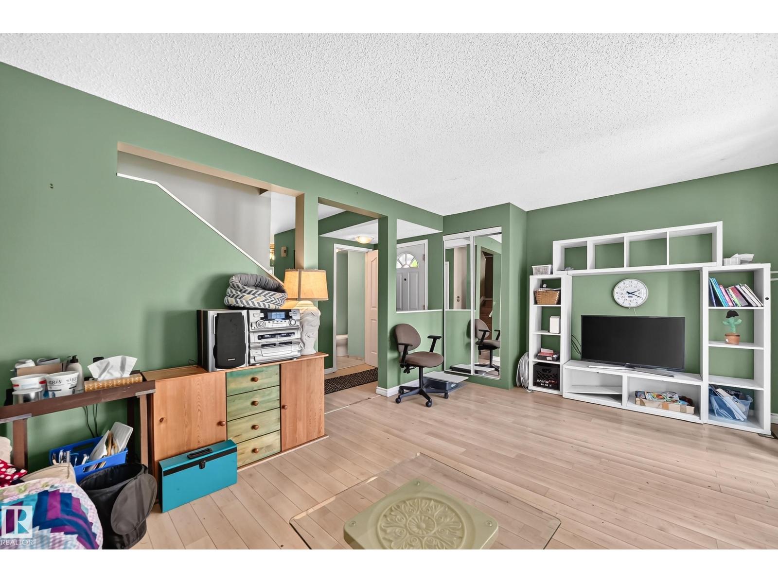 14029 30 ST NW - 11
