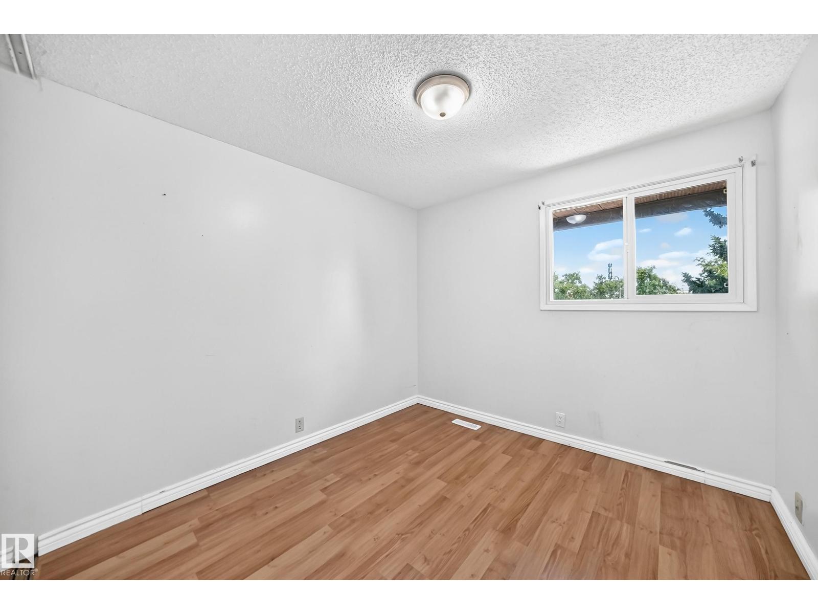 14029 30 ST NW - 28