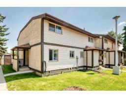 Row / Townhouse for sale at 14029 30 St NW, Edmonton — MLS® E4500181