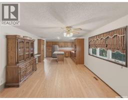 Family room - 512 1st Street N, Cabri, SK S0N0J0 Photo 10