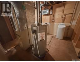 512 1st Street N, Cabri, SK S0N0J0 Photo 32