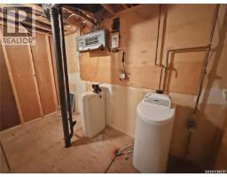 512 1st Street N, Cabri, SK S0N0J0 Photo 33