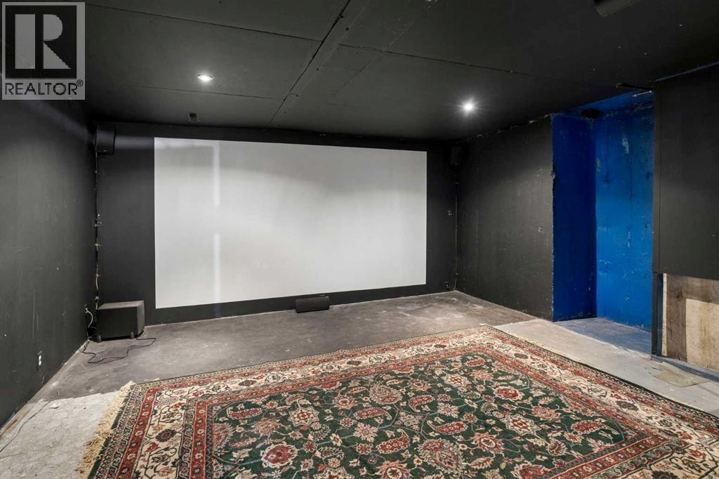 2524 106 Avenue SW - 16