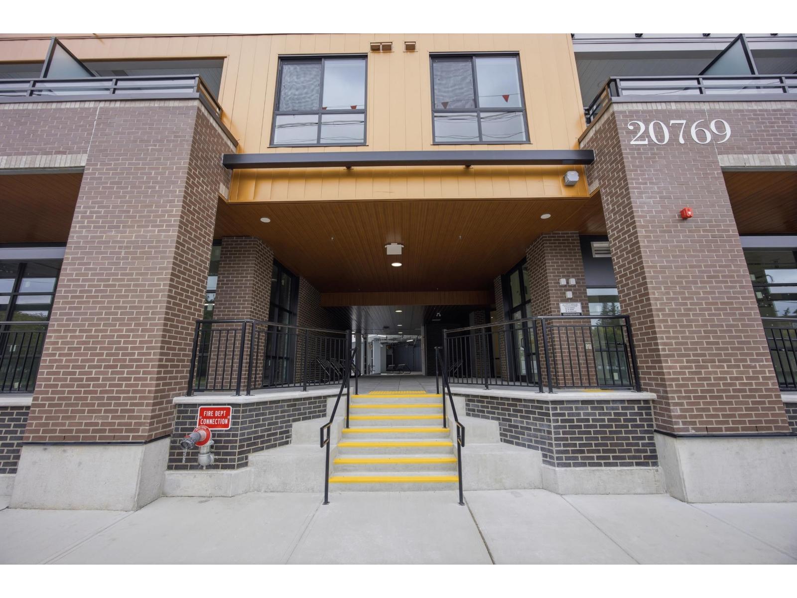 2 Bed, 1 Bath Apartment for Sale in Langley – 507 20769 FRASER HIGHWAY, Langley – MLS# R3139235 - Image 2