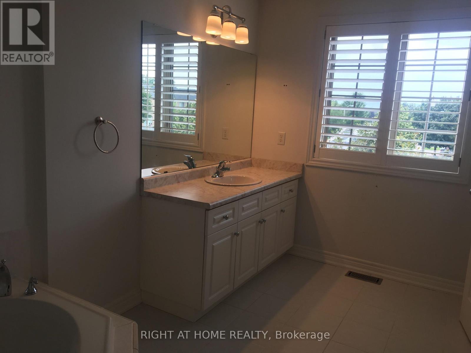 2234 COUNTRY CLUB DRIVE - 16