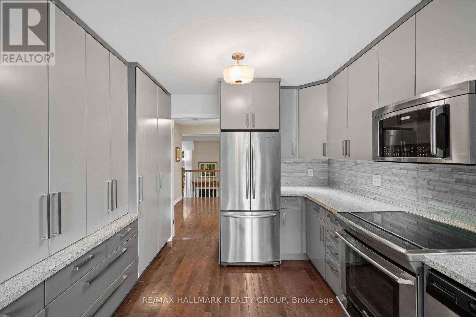 3 Bed, 3 Bath House for Rent in Ottawa – 44 DUNBARTON COURT, Ottawa – MLS# X13574952 - Image 28