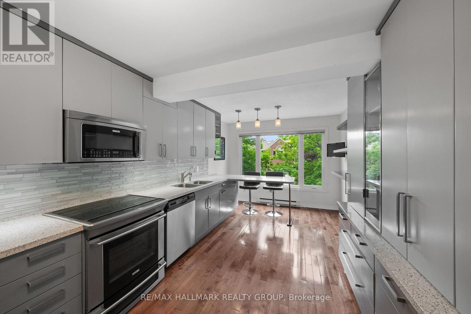 3 Bed, 3 Bath House for Rent in Ottawa – 44 DUNBARTON COURT, Ottawa – MLS# X13574952 - Image 22
