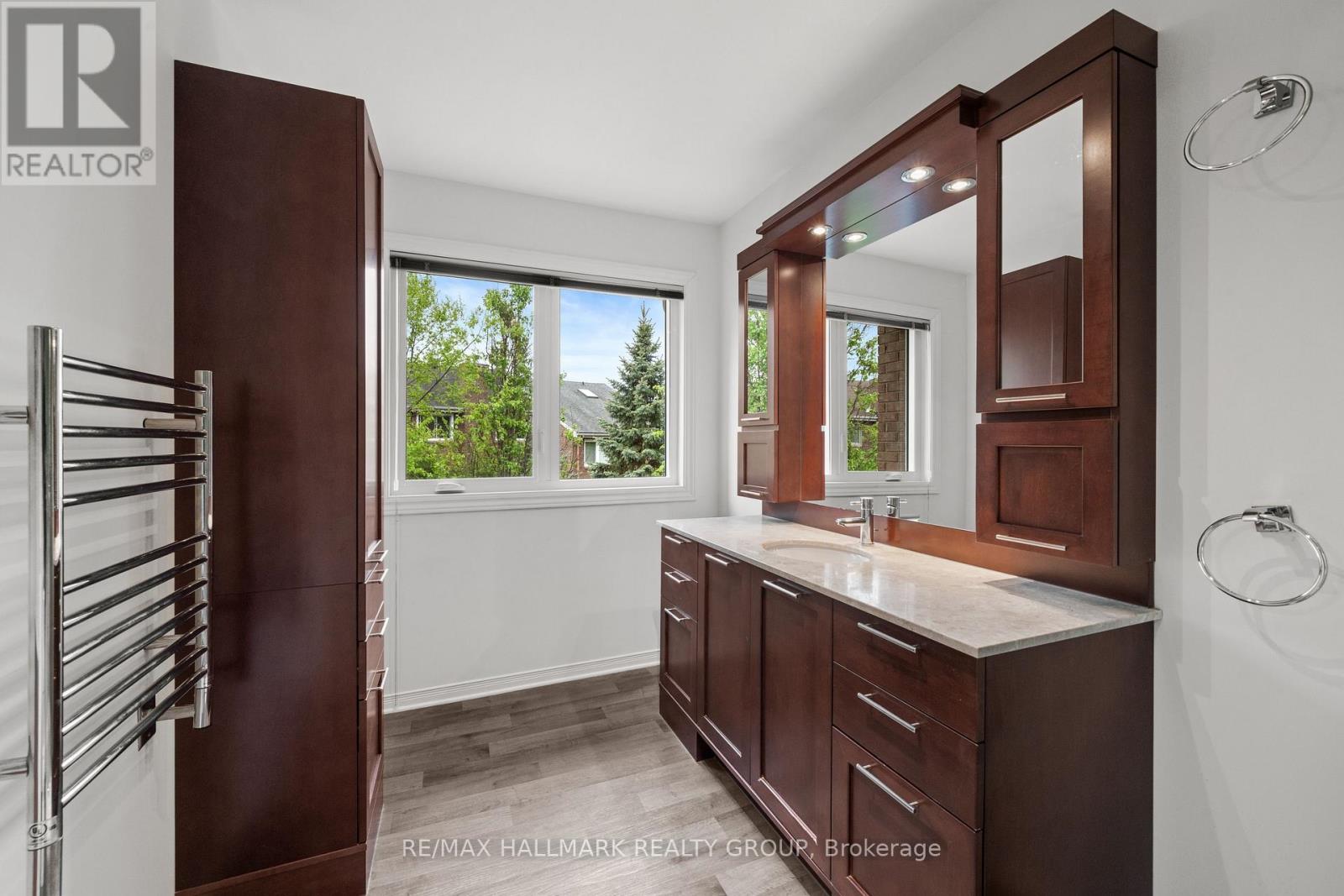 3 Bed, 3 Bath House for Rent in Ottawa – 44 DUNBARTON COURT, Ottawa – MLS# X13574952 - Image 48