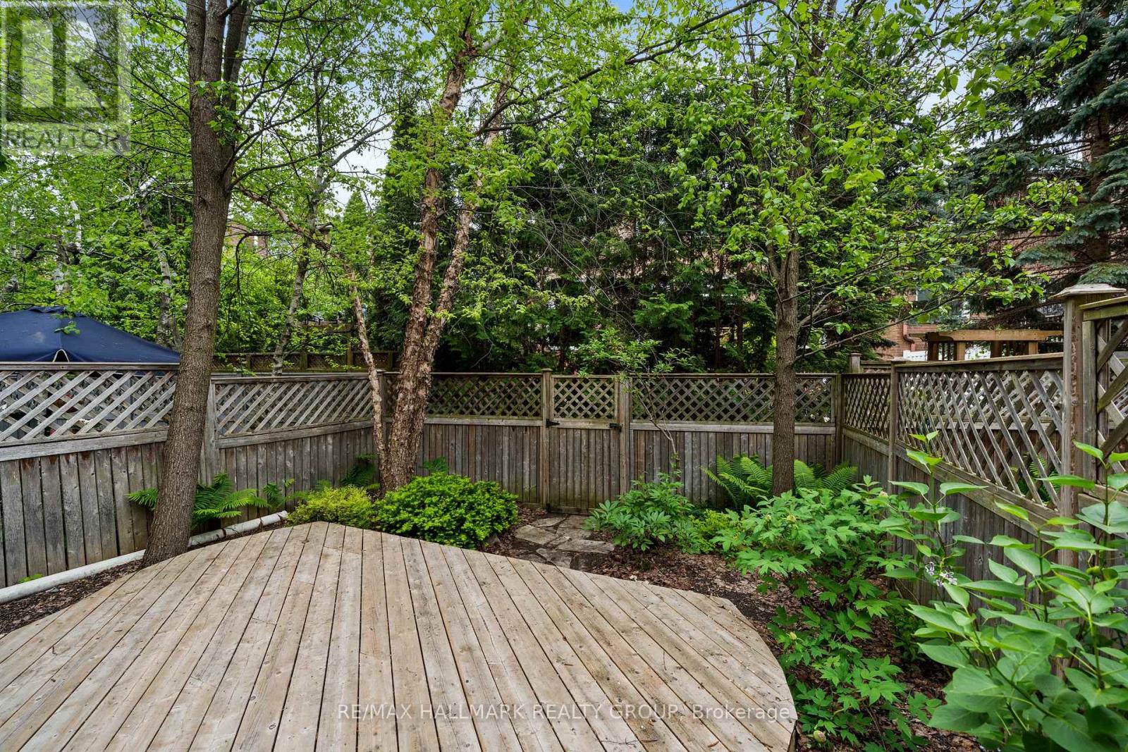 3 Bed, 3 Bath House for Rent in Ottawa – 44 DUNBARTON COURT, Ottawa – MLS# X13574952 - Image 78