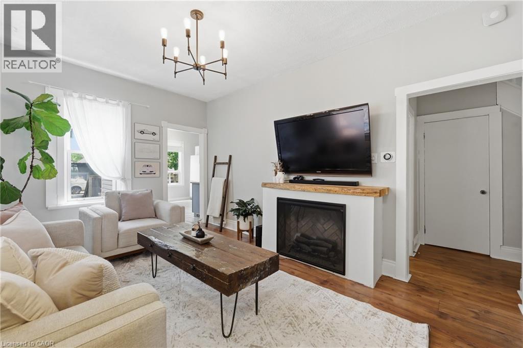 23 EAST 21ST Street - 12