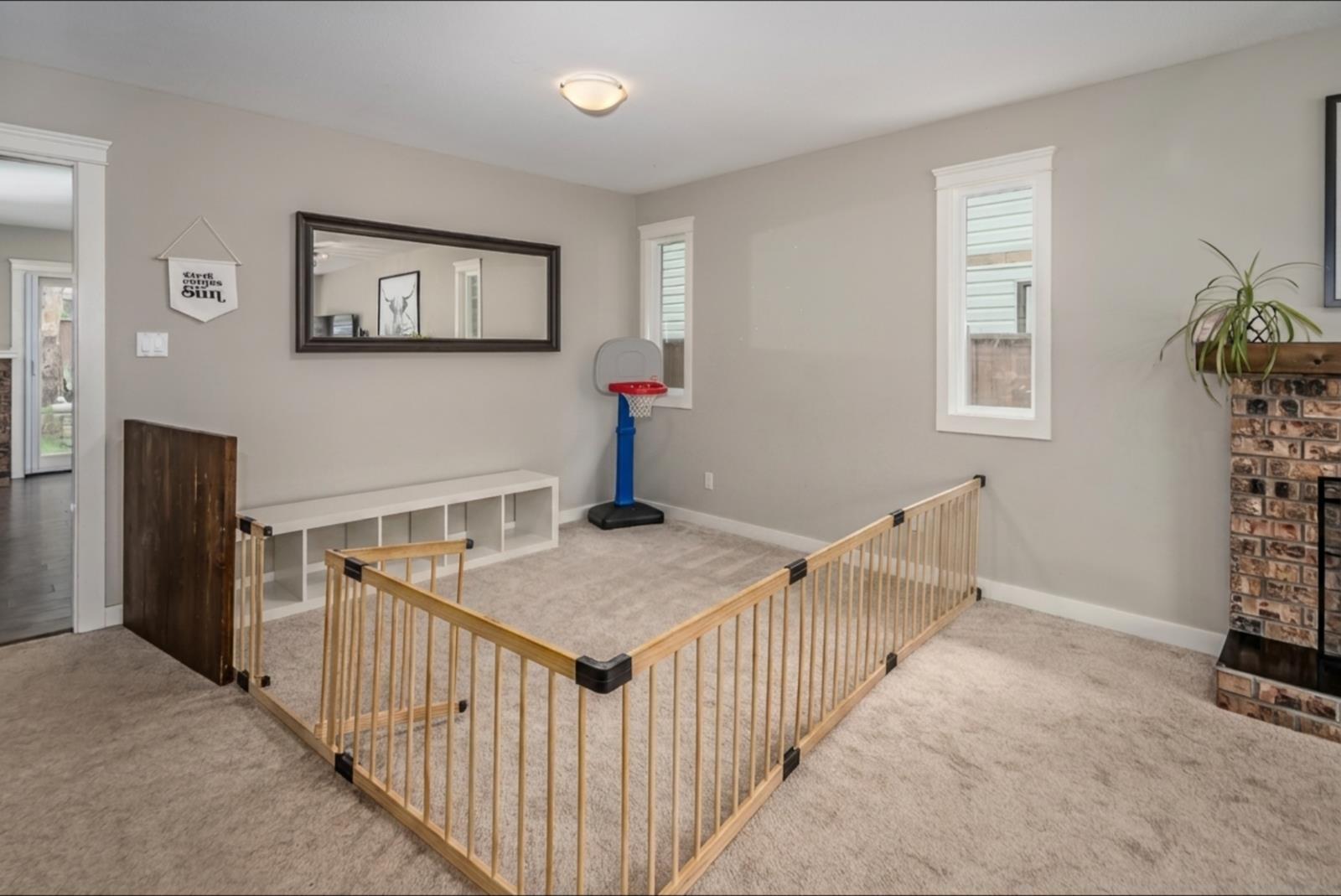 3 Bed, 2 Bath House for Sale in Langley – 9320 210 STREET, Langley – MLS# R3148837 - Image 11