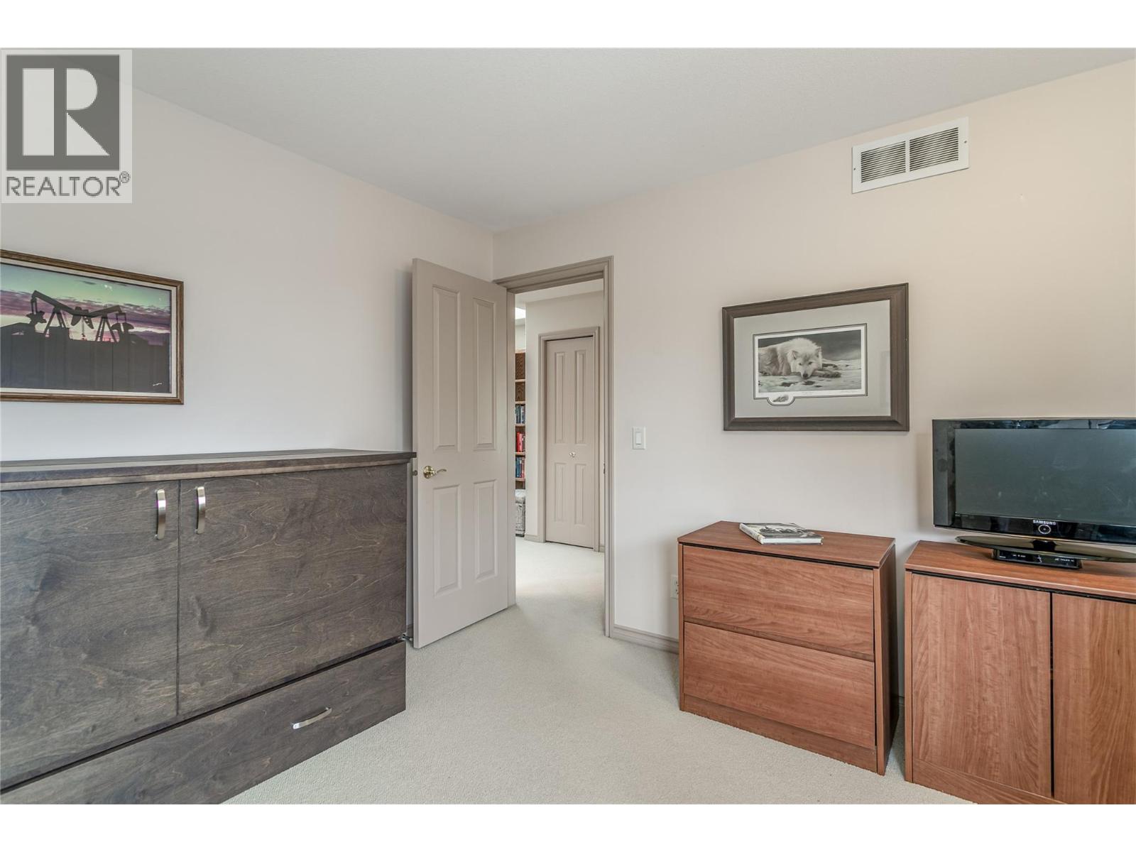 4122 Gallaghers Boulevard S - 27